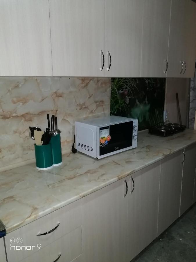 Orhidea Guest House Gagra Buitenkant foto