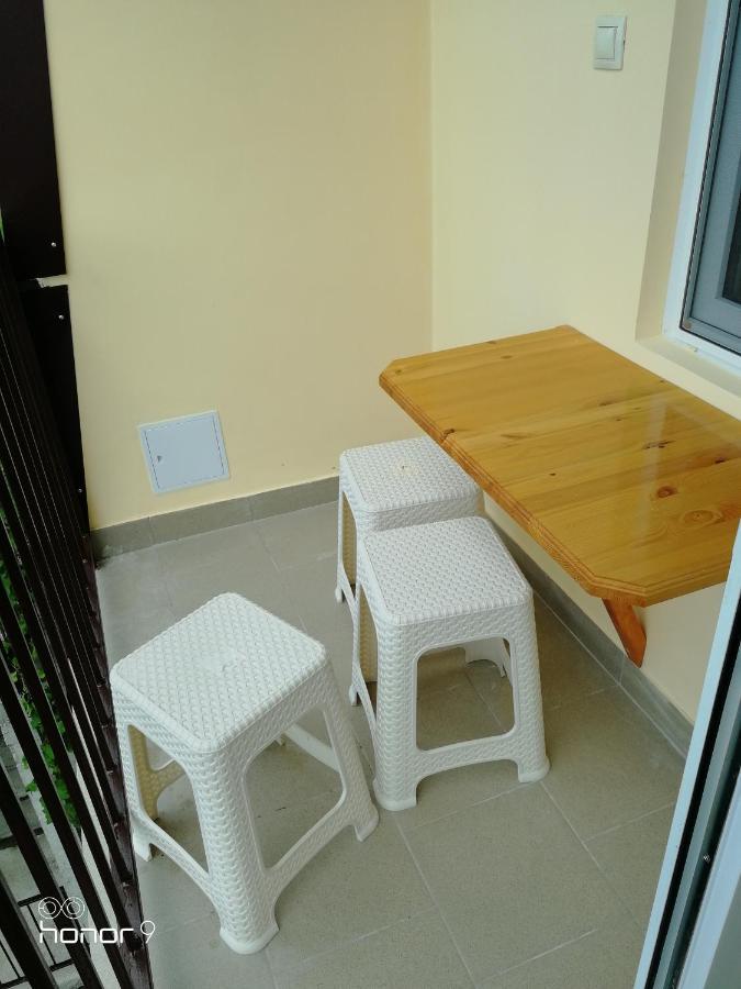 Orhidea Guest House Gagra Buitenkant foto